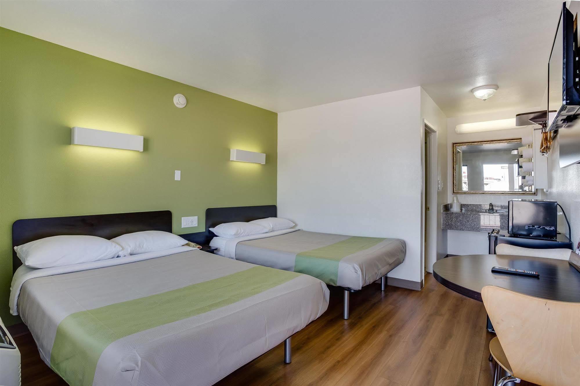 Motel 6-El Paso, Tx - West Екстер'єр фото